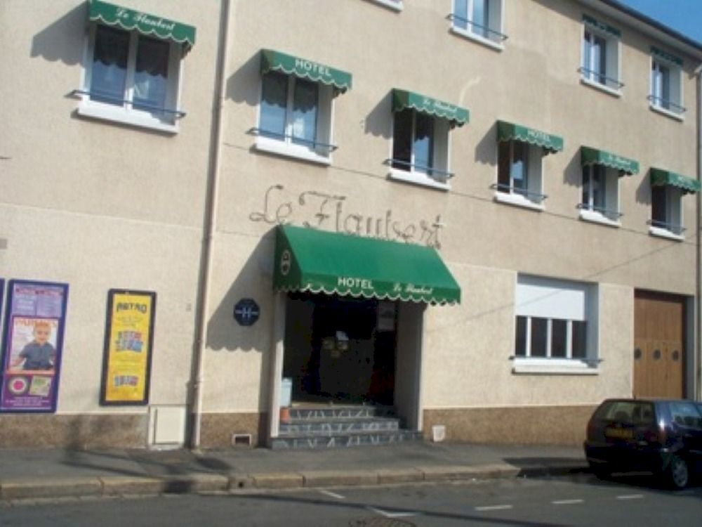 Hotel Le Flaubert Fougeres Exterior photo